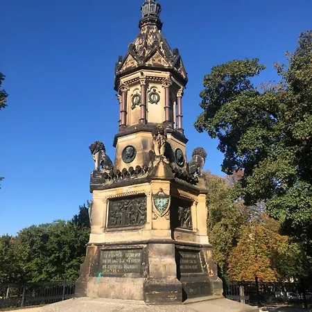 Appartamento Hegelstrasse 19, Prachtstrasse Der Gruenderzeit *