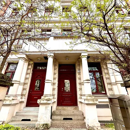 Appartement Hegelstrasse 19, Prachtstrasse Der Gruenderzeit