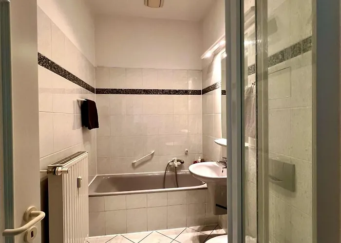 Apartman Hegelstrasse 19, Prachtstrasse Der Gruenderzeit