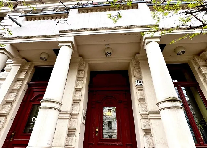 Hegelstrasse 19, Prachtstrasse Der Gruenderzeit Apartman *